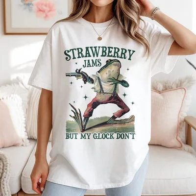 Strawberry Jams But My Don T Vintage Graphic T-Shirt Frog T-Shirt Oversized T-Shirt Gift Oversized T-Shirt Classic Cotton