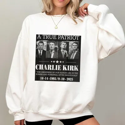 Charlie Kirk Memorial Sweatshirt A True Patriot Tribute Black Vintage Graphic Quote Casual Streetwear
