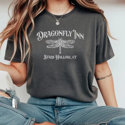 Dragonfly Inn Stars Hollow T-Shirt T-Shirt T-Shirt Cozy Gilmore Girls Inspired For Fall Vintage Logo