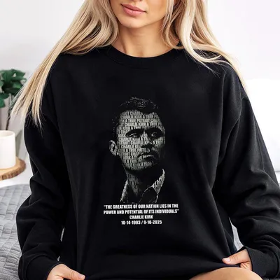 A True Patriot Charlie Kirk Sweatshirt Trendy Unisex Graphic Sweatshirt Casual Outfit Comfortable Menswear Womenswear