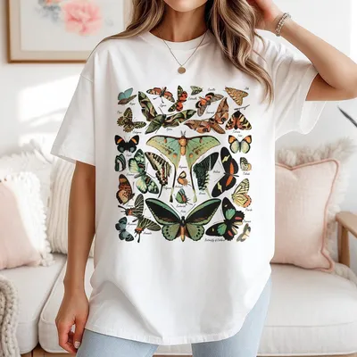 Vintage Butterfly Moth T-Shirt Cottagecore Aesthetic T-Shirt Gift For Her Nature Lover T-Shirt Boho Clothing Botanical Outfit