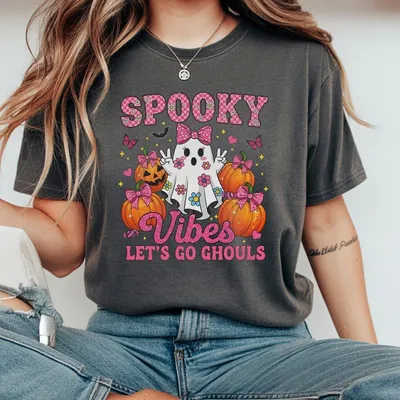 Spooooky Vybes Go Ghoulz T-Shirt Or T-Shirt Pink Halloween Ghost Pumpkin Girly Spooky Season Outfit