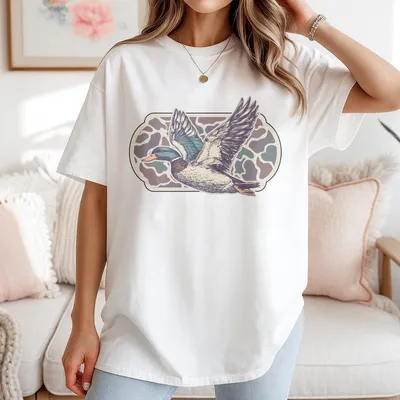 Camo Flying Mallard T-Shirt Bird Old School Camo T-Shirt Vintage Gildan Crewneck Top Gildan T-Shirt Womenswear