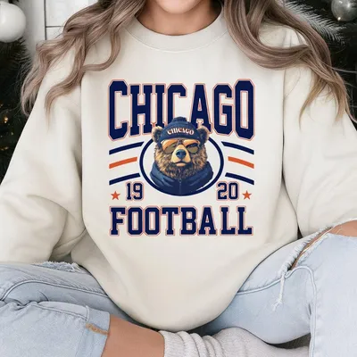 Vintage Chicago Football Sweatshirt Retro Bear Mascot Graphic Unisex Tailgate Football Outfit