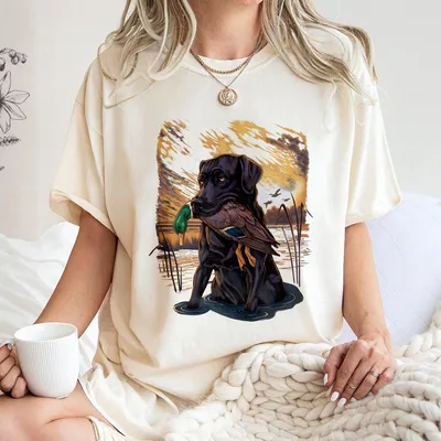 Wild Southern Duck Dog T-Shirt – Hunting Retriever Graphic T-Shirt, Outdoor Country Unisex Outfit For Cabin Life, Ranch, Duck Hunting Season