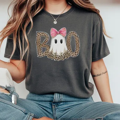 Preppy Ghost Boo T-Shirt Leopard Spooky Coquette Leopard Ghost T-Shirt Halloween Trendy Halloween
