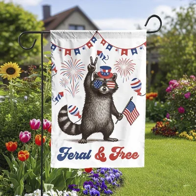 Usa Raccoon Peace Sign Garden Flag, Patriotic Animal House Flag, Independence Day Yard Banner Vertical Garden Flag