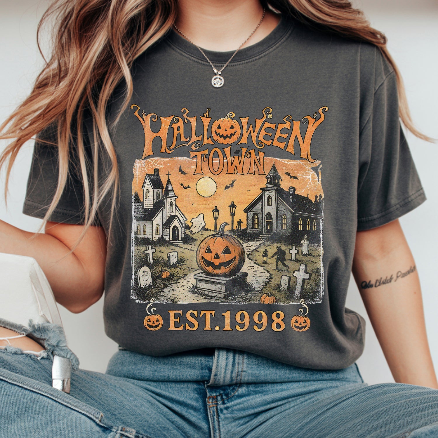 Halloweentown Est. 1998 T-Shirt β Retro Vintage Halloween Tee