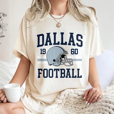 Vintage Dallas Football T-Shirt Retro 1960 Helmet Graphic T-Shirt Dallas Fan T-Shirt Casual Game Day Sports Top