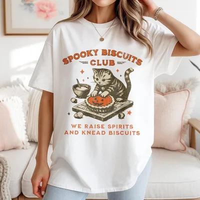 Spooky Biscuits Club T-shirt – Halloween Cat & Pumpkin Pie Graphic Tee
