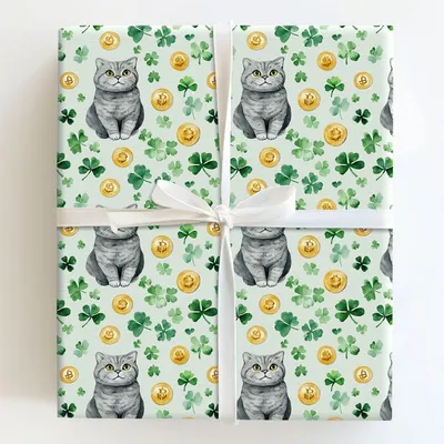 Golden with the British Shorthair - Gift Wrap for Christmas, Holidays Wrapping Paper, Christmas Wrapping Paper