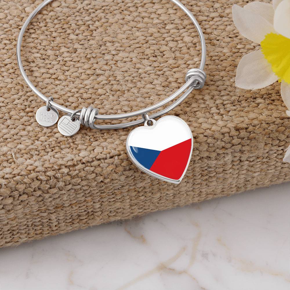 Czech Bangle Heart Bangle