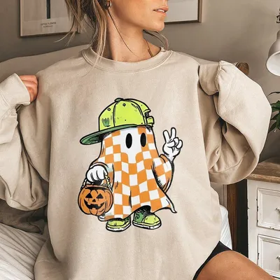 Ghost Halloween Sweatshirt – Hip Hop Checkered Graphic Crewneck
