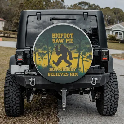 Bigfoot Saw Me Spare Tire Cover - Funny Sasquatch Cryptid Humor Art, Off-Road Adventure Graphic, Universal Waterproof Tire Protector Spare Tire Cover