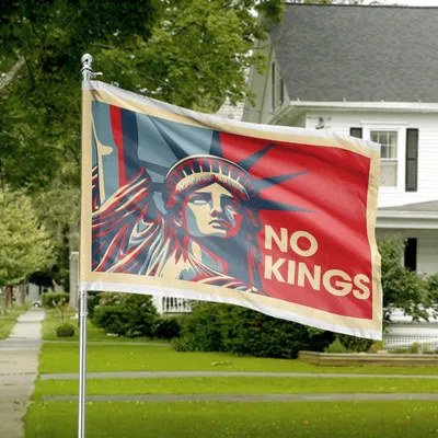 Horizontal House Flag Statue Of Liberty No Kings - Pop Art Style Freedom Political Statement Banner Horizontal House Flag