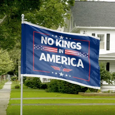 No Kings In America Horizontal House Flag, Anti-Monarchy Political Banner, Patriotic Yard Decor, Stars Horizontal House Flag