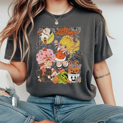 Happy Halloween Strawberry T-Shirt Cute Retro Witch Kids T-Shirt Pumpkin Candy Bucket Ghost Cat Vintage Fall