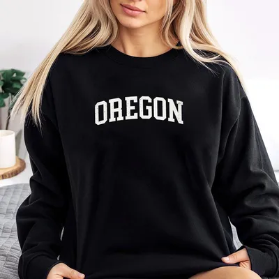 Oregon Sweatshirt, Vintage Oregon Sweatshirt, Oregon Game Day Sweatshirt, Oregon Retro Style Sweatshirt, Oregon Gift, Unisex Sweatshirt