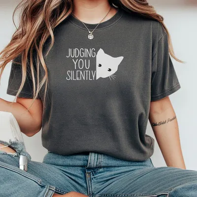 Cat Judging You Silently Funny Black Cat Mom Dad T-Shirt T-Shirt Gift For Men Women