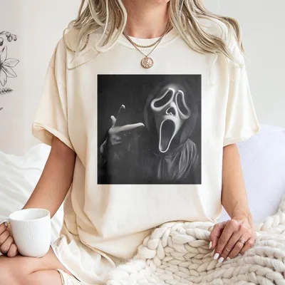 Scream T-Shirt Ghost Face Hi T-Shirt Horror Movie T-Shirt Horror Character Funny Halloween T-Shirt Unisex T-Shirt Gift
