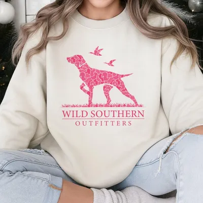 Wild Southern Outfitters Sweatshirt – Grey With Pink Camo Hunting Dog Back Print,Cozy Outdoor Southern Style Sweatshirt For Women