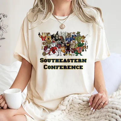 Southeastern Conference Mascot T-Shirt, Vintage College Sports Style, Unisex For Sec Fans, Bold Graphic Design, Game Day Essential