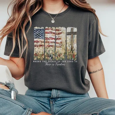 Retro Where The Spirit Of The Lord Is There Is Freedom T-Shirt Freedom Brushstroke America Christian Religious T-Shirt Us