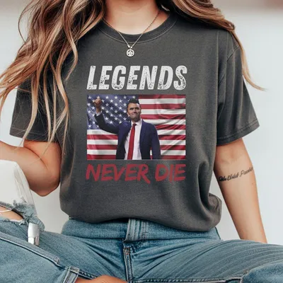 Charlie Kirk Legends Never Die Tribute T-Shirt Vintage Unisex Graphic T-Shirt Patriotic Political T-Shirt American Tribute