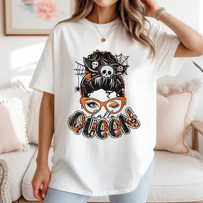 Spooky Mom Life T-Shirt Cute Halloween Messy Bun Glasses Spider Web Graphic Funny Mom Pumpkin Ghost Bat T-Shirt