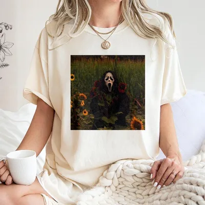 Vintage Ghostface With Sunflower Graphic T-Shirt Sceam Movie T-Shirt Horror Movie T-Shirt Cute Halloween