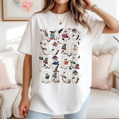 Retro Ghost Book Fantasy T-Shirt Halloween Book T-Shirt Bookish Ghost T-Shirt Fourth Wing Acotar Throne Of Glass