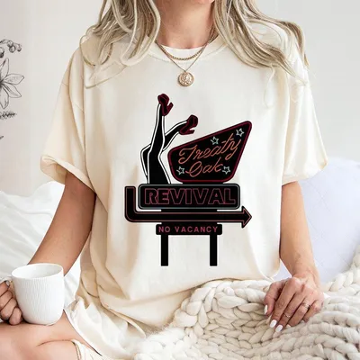 Treaty Oak Revival No Vacancy Printed T-Shirt,Bold Neon Sign Design Featuring Retro Inspired Graphic,Perfect For Fans Of Vintage Aesthetics