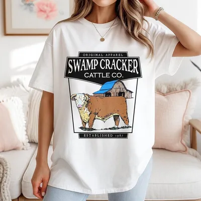 Swamp Cracker Ranch Bull T-Shirt Farm Barn Graphic Country T-Shirt For Men Cattle Co Western T-Shirt Livestock Rodeo Vibe Gift