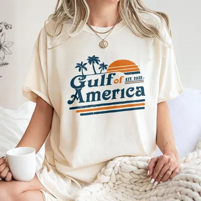 Gulf Of America Est 2025 T-Shirt Retro Beach Style T-Shirt For Summer Vibes