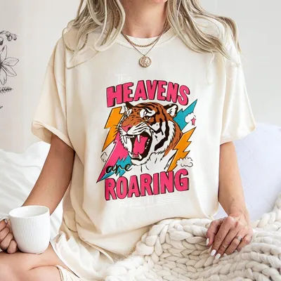 The Heavens Are Roaring Psalm 19_1 T-Shirt, Bible Verse T-Shirt, Faith Sayings, Boho Style Bible Quotes T-Shirt, Jesus Apparel